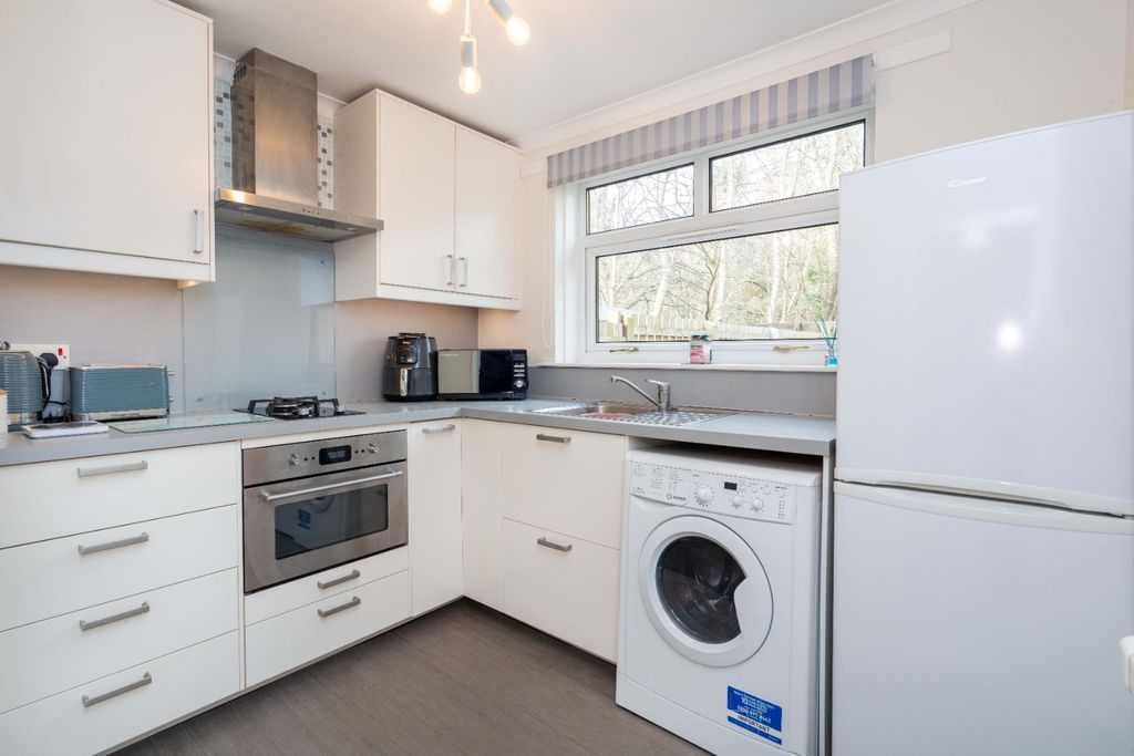 Property photo 2 of 16 4816013