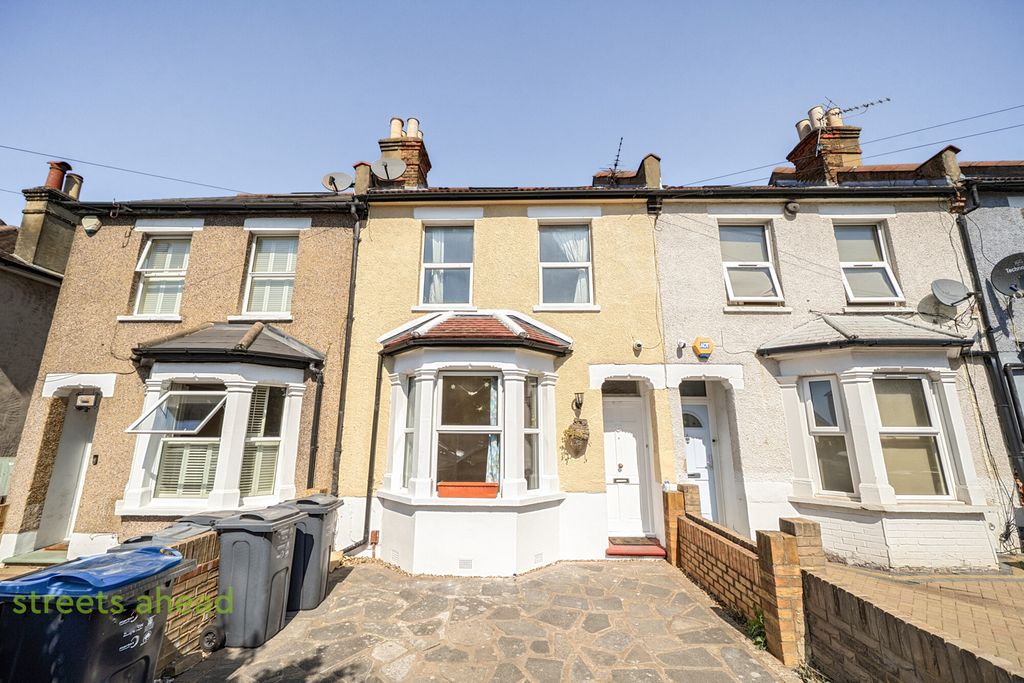 Property photo 1 of 18 E692Ffa2-B1Ed-466...