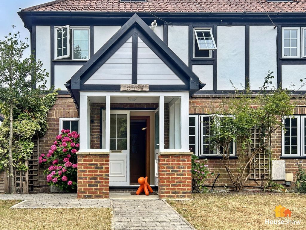 Property photo 1 of 34