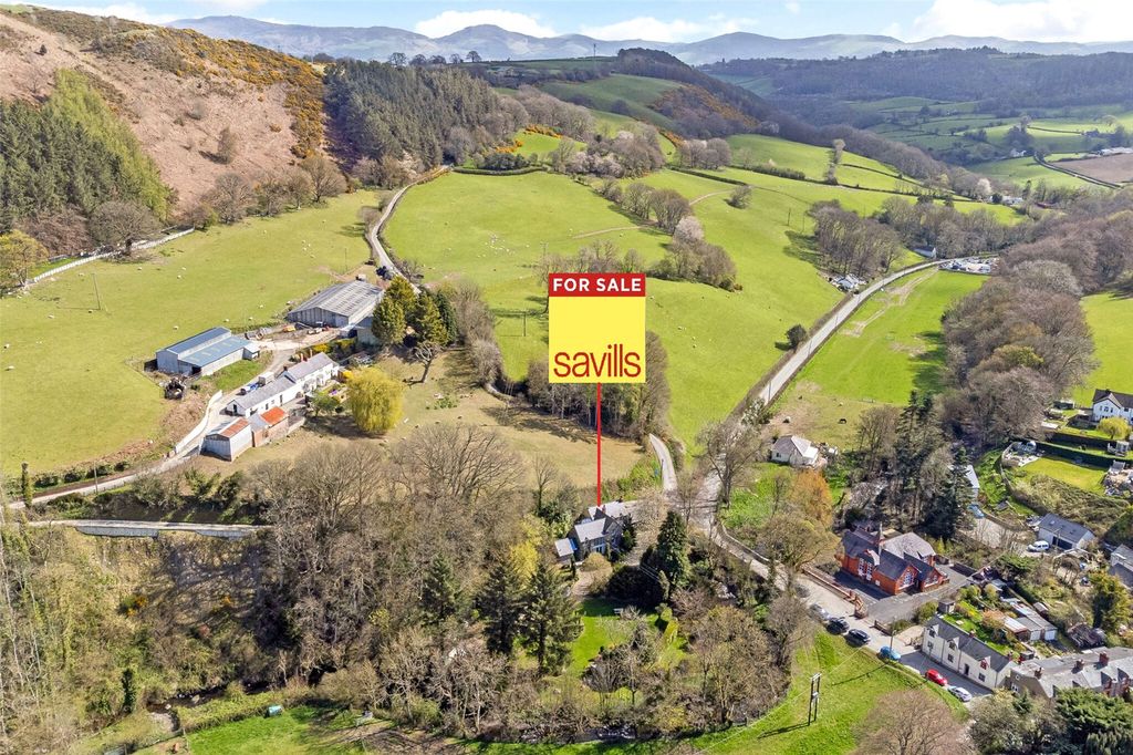 Property photo 1 of 20 Pen Y Bont