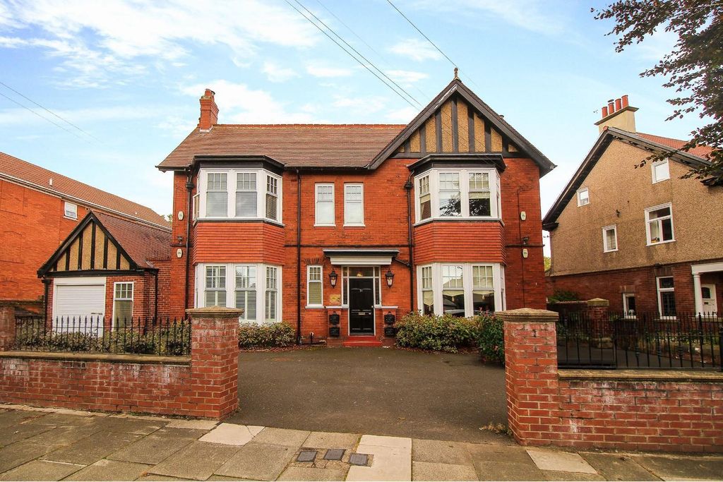 Property photo 1 of 14 1