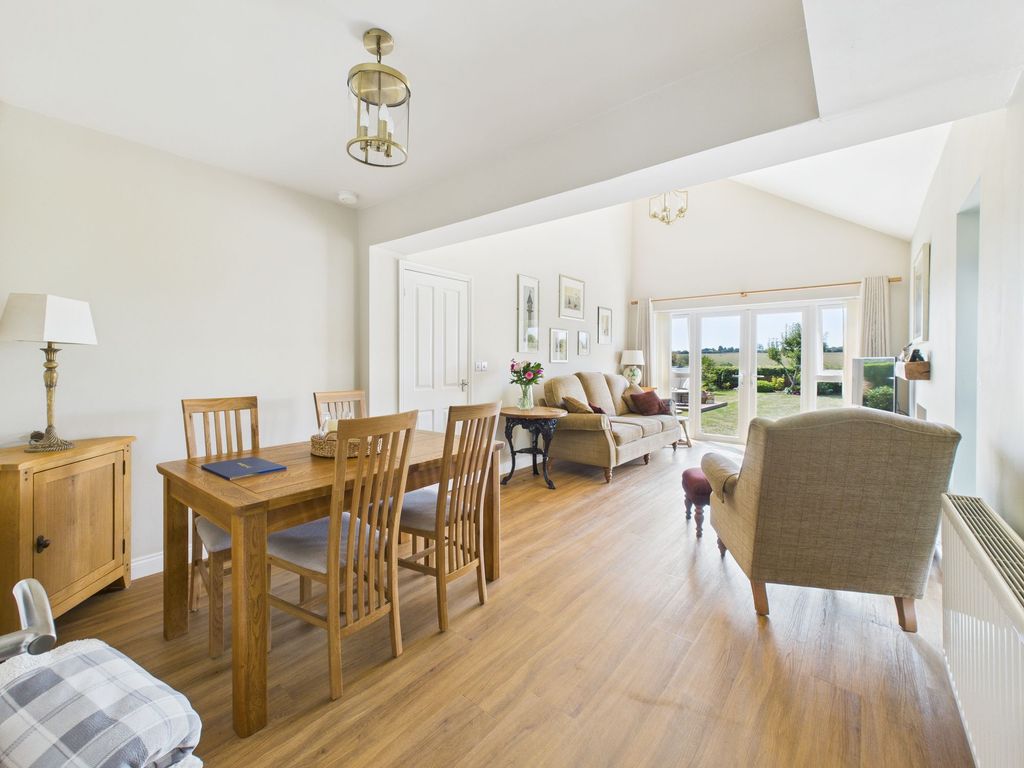 Property photo 2 of 24 Lounge/Dining Room