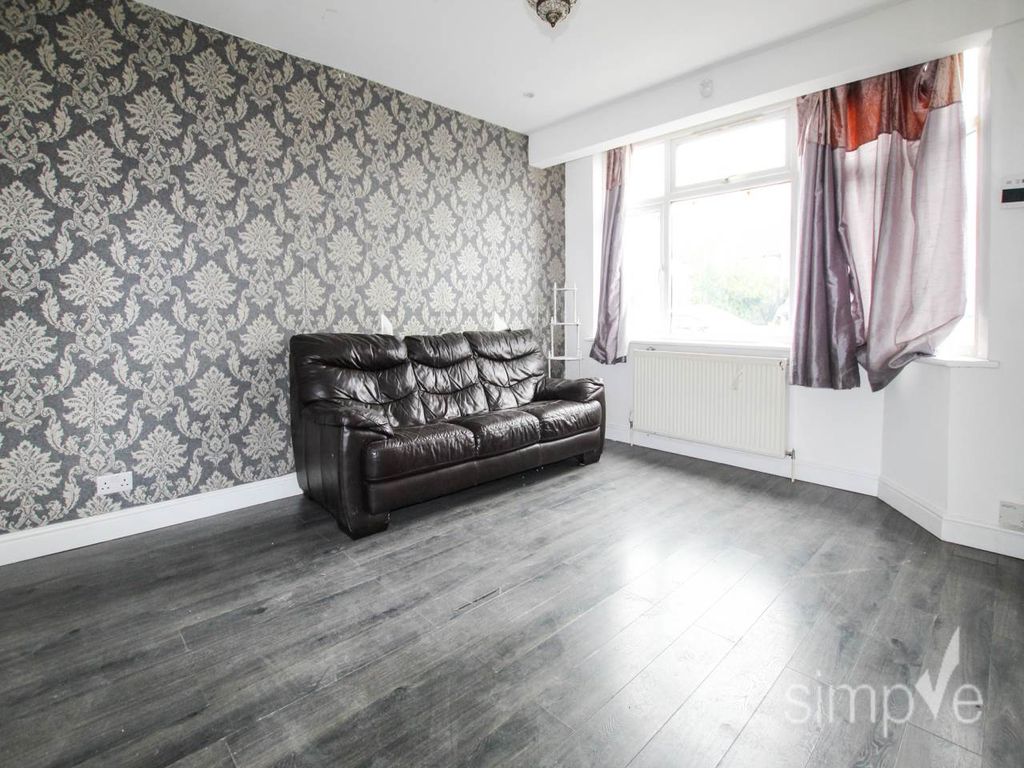 Property photo 2 of 12 Img_5167