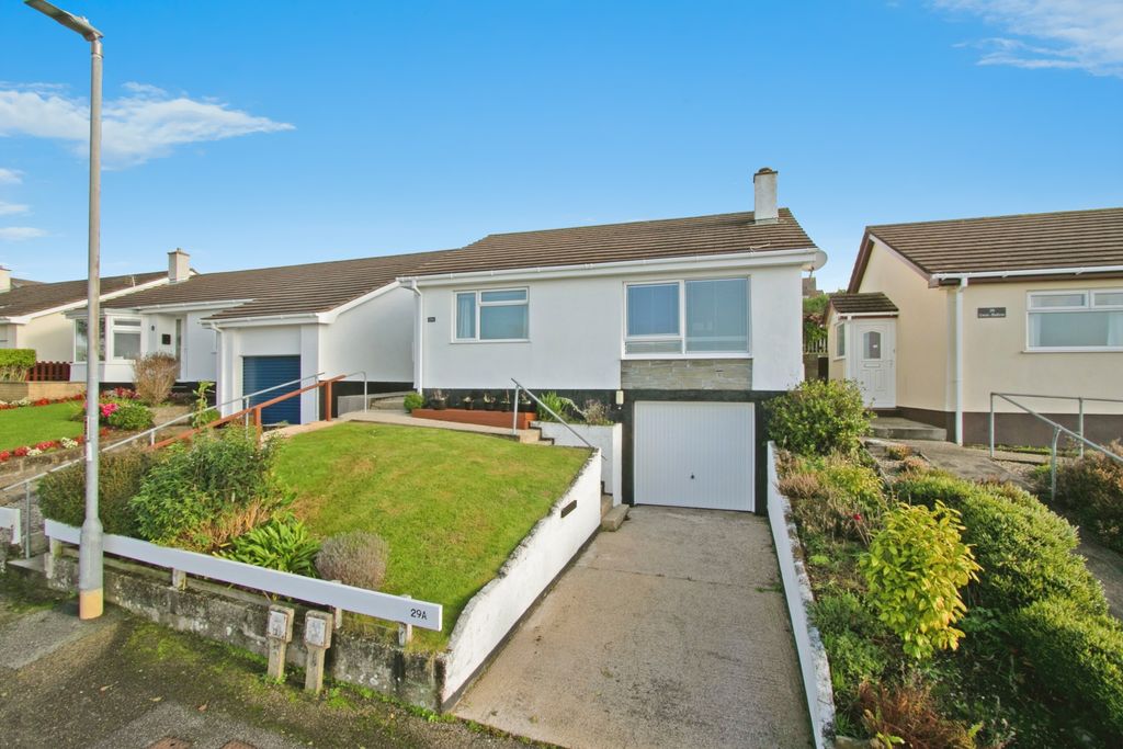 Property photo 1 of 9