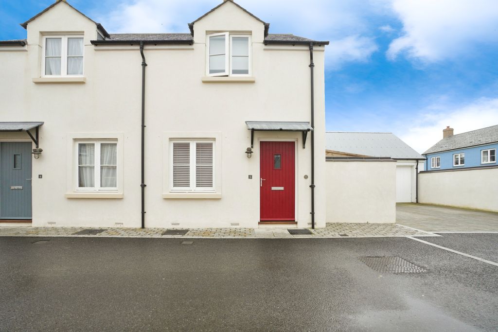 Property photo 1 of 17 Photography