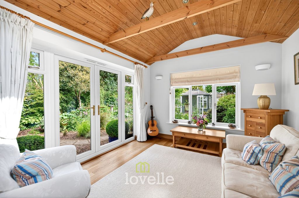 Property photo 2 of 30