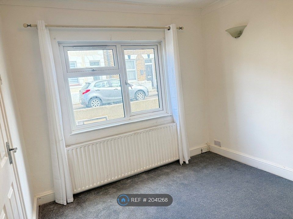 Property photo 2 of 11 Reception Room