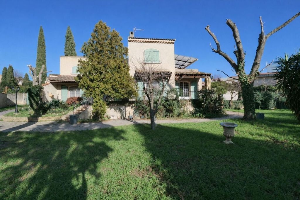 Property photo 1 of 11 Single-Story Living With 4 Bedrooms And Large Garage