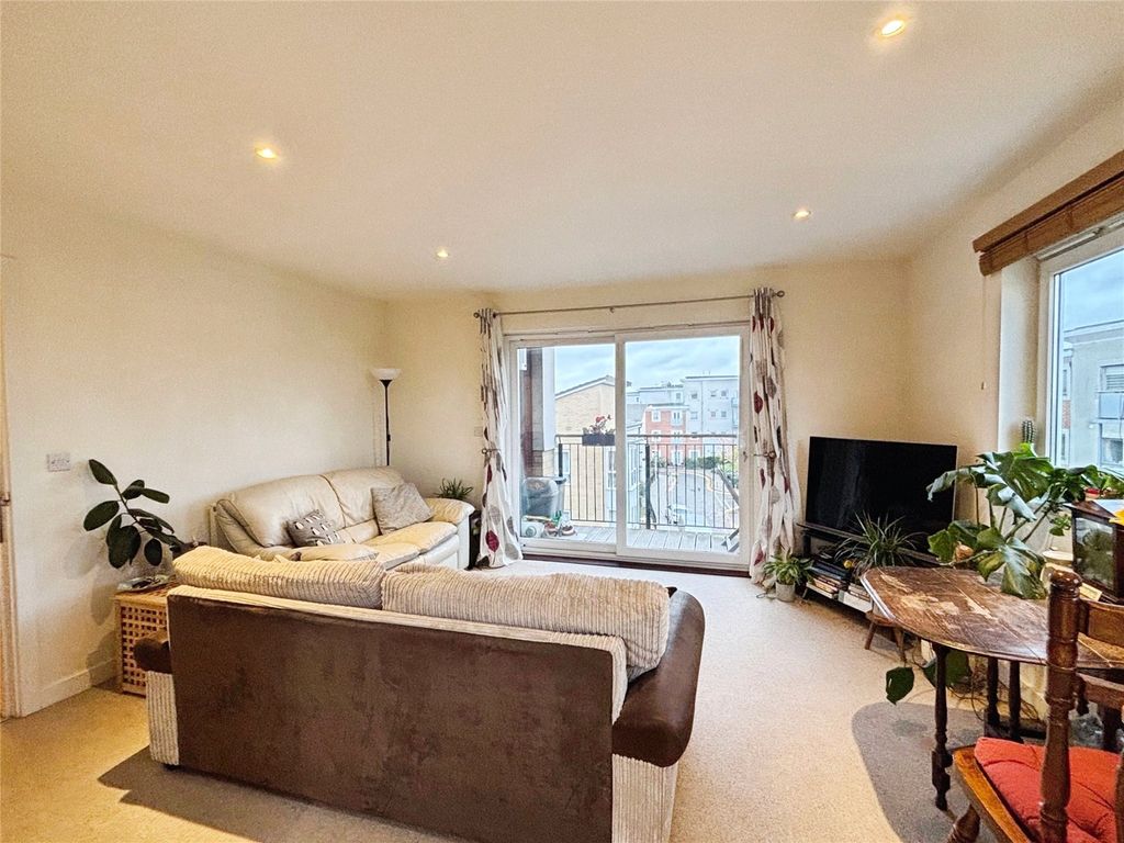 Property photo 3 of 12 Picture No. 19