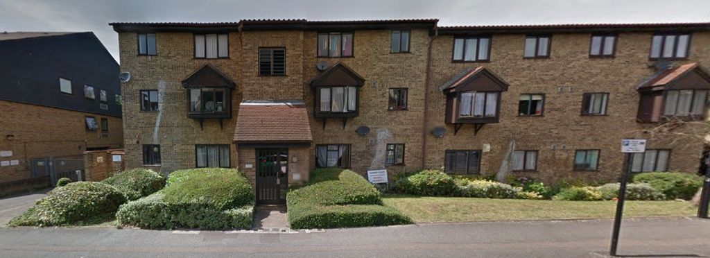 Property photo 1 of 5