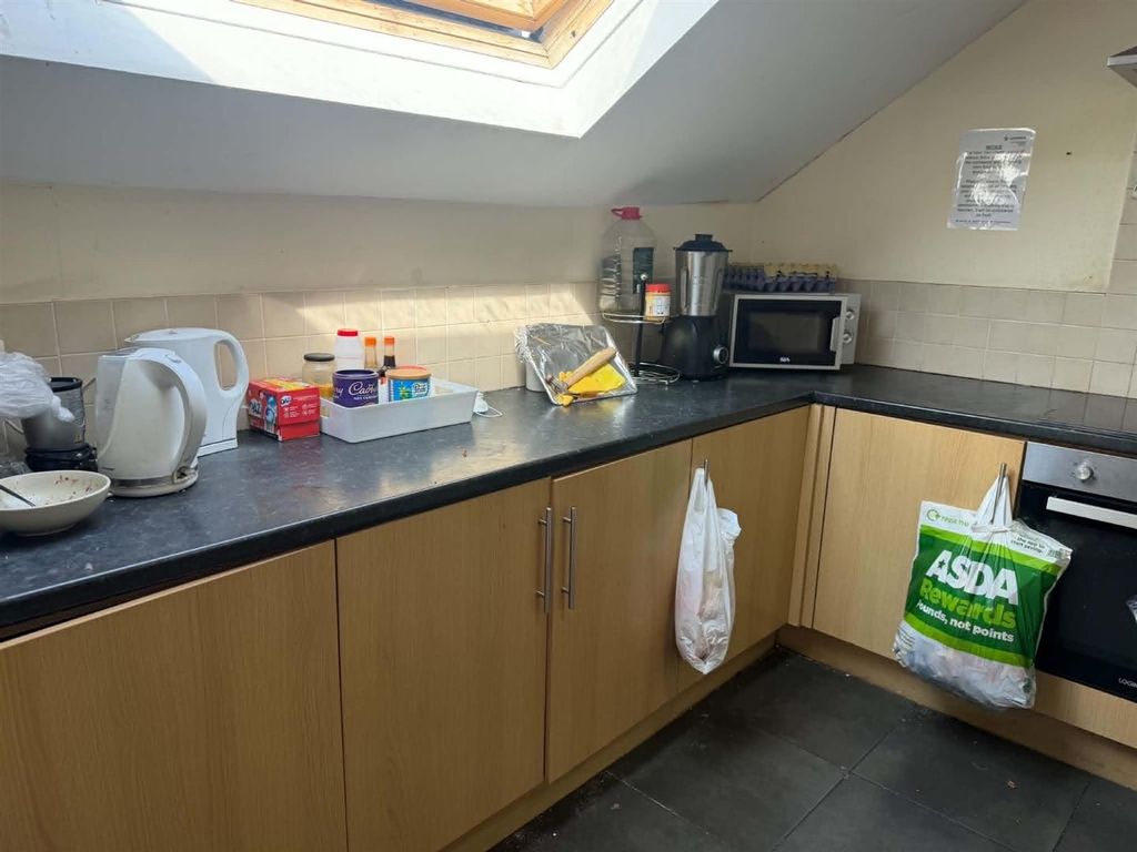 Property photo 3 of 4 2535c7Be-56F7-4A84-A387-B13c4F6Da851.Jpeg