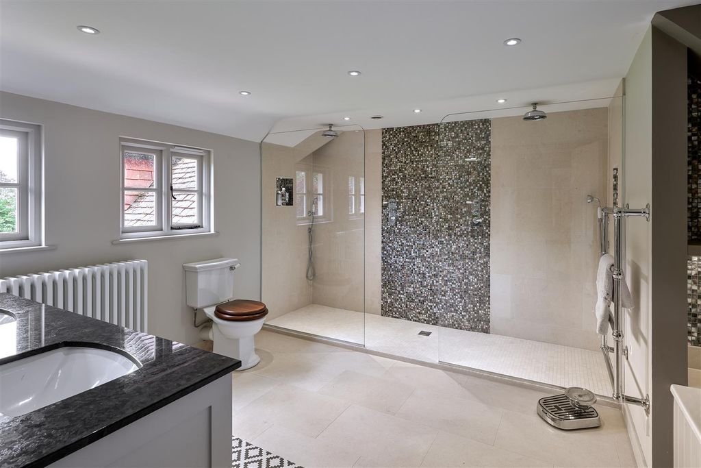 Additional image 11 of 7 bed detached house for saleSteep, Hampshire GU32
