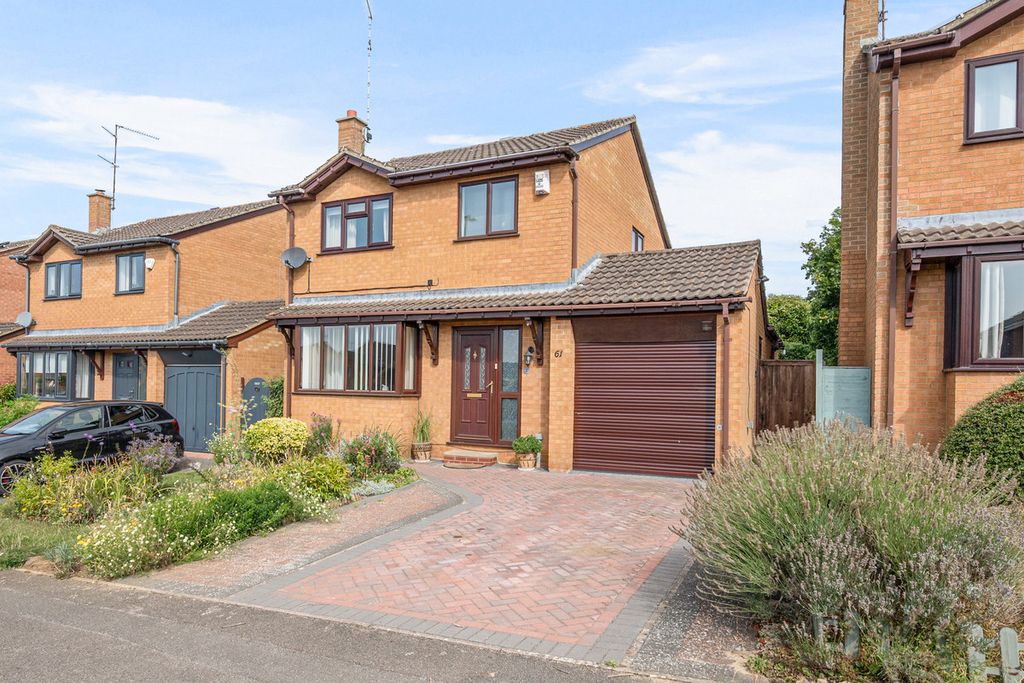 Property photo 1 of 29