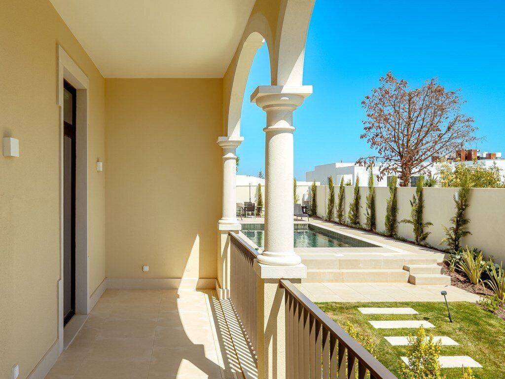 Property photo 1 of 38 3-Bedroom Apartment Terrace Galardi Monte Estoril Cascais