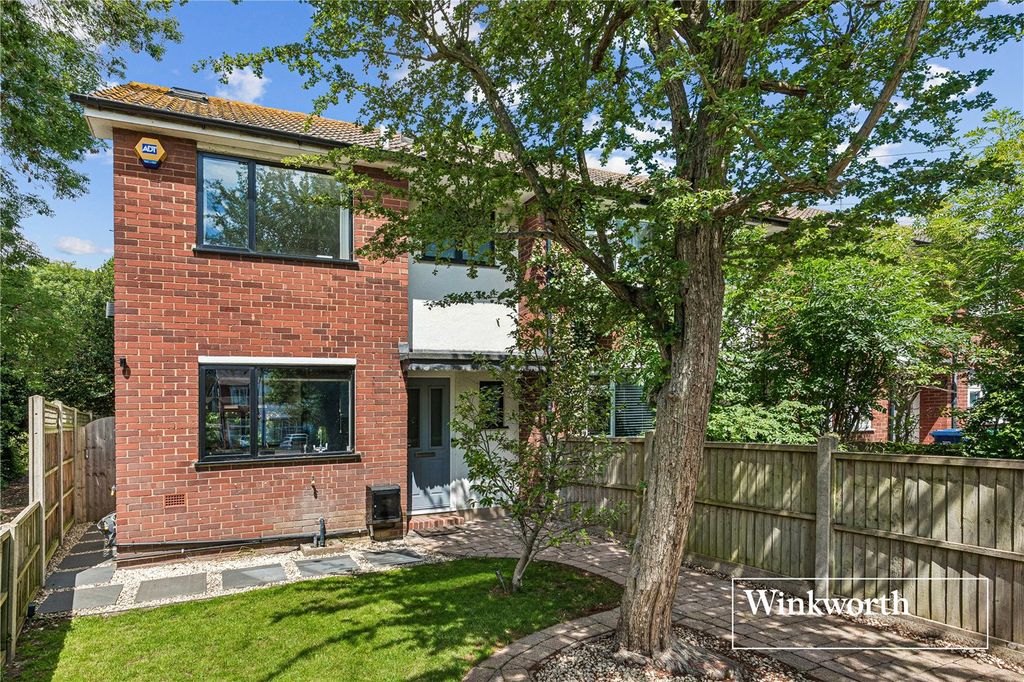 Property photo 1 of 19 Picture No. 04
