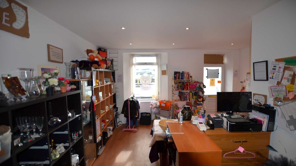 Property photo 3 of 8 Allied-Surveyors-Scotlsand-148 Main Street, East C