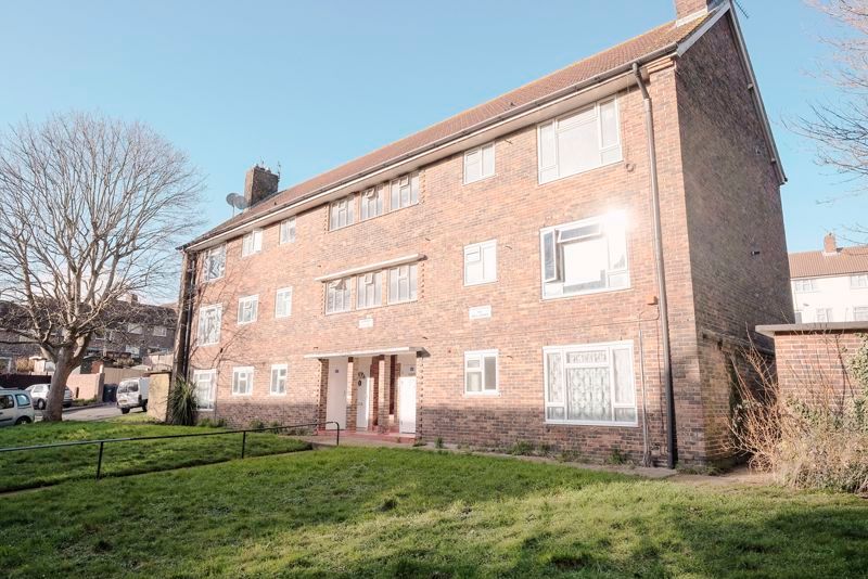 Property photo 1 of 14 Outside