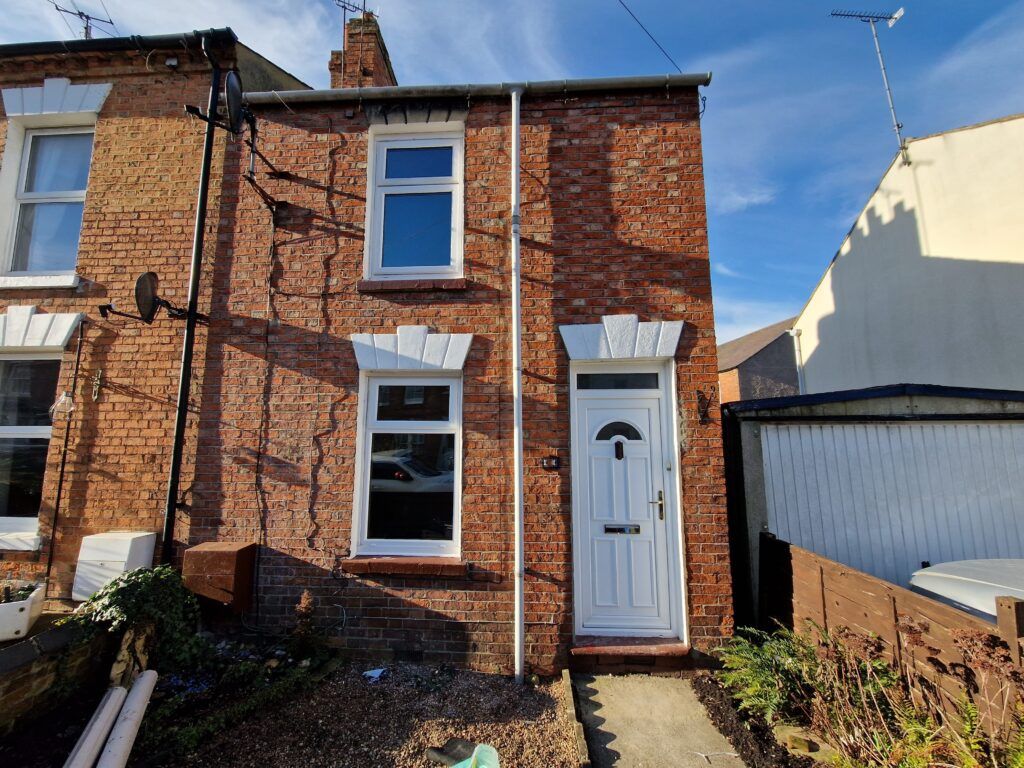 Property photo 1 of 7