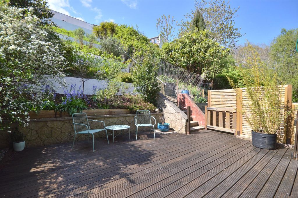 Property photo 2 of 22 Rear Garden