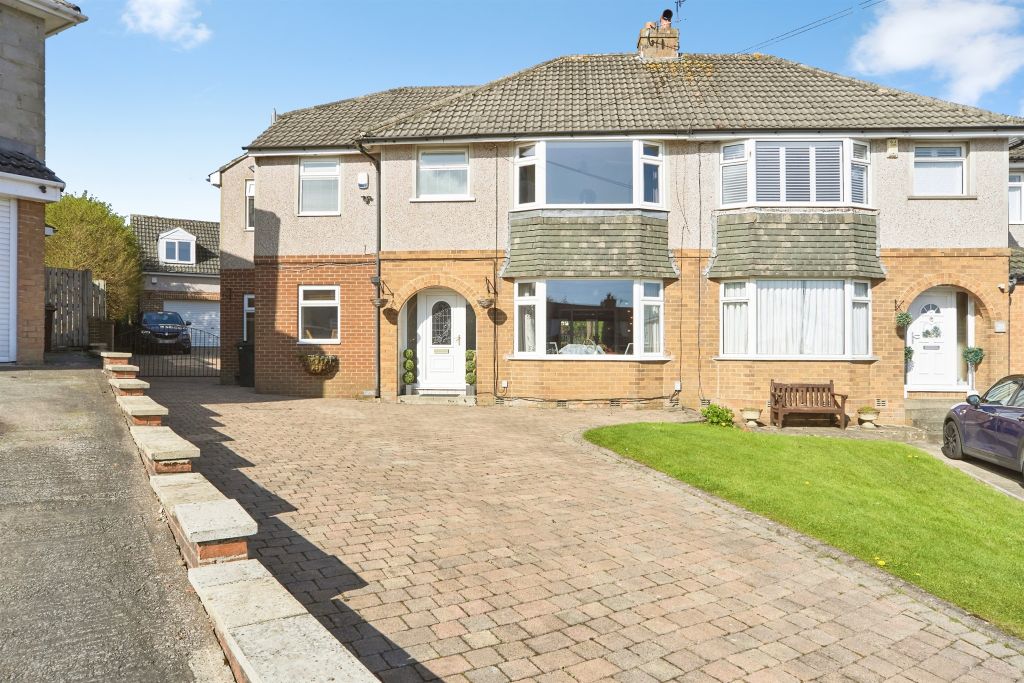 Property photo 1 of 30