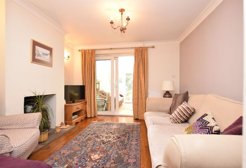 Property photo 3 of 14