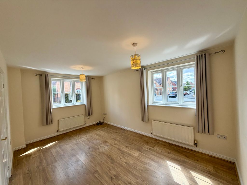 Property photo 2 of 10 Image