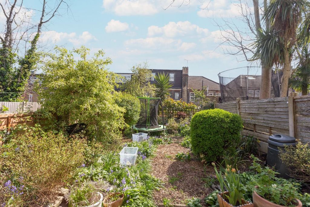 Property photo 2 of 24 Img_0240 Copy.Jpg