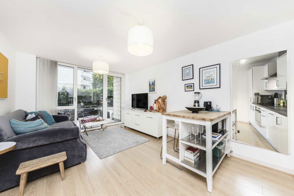 Property photo 2 of 5