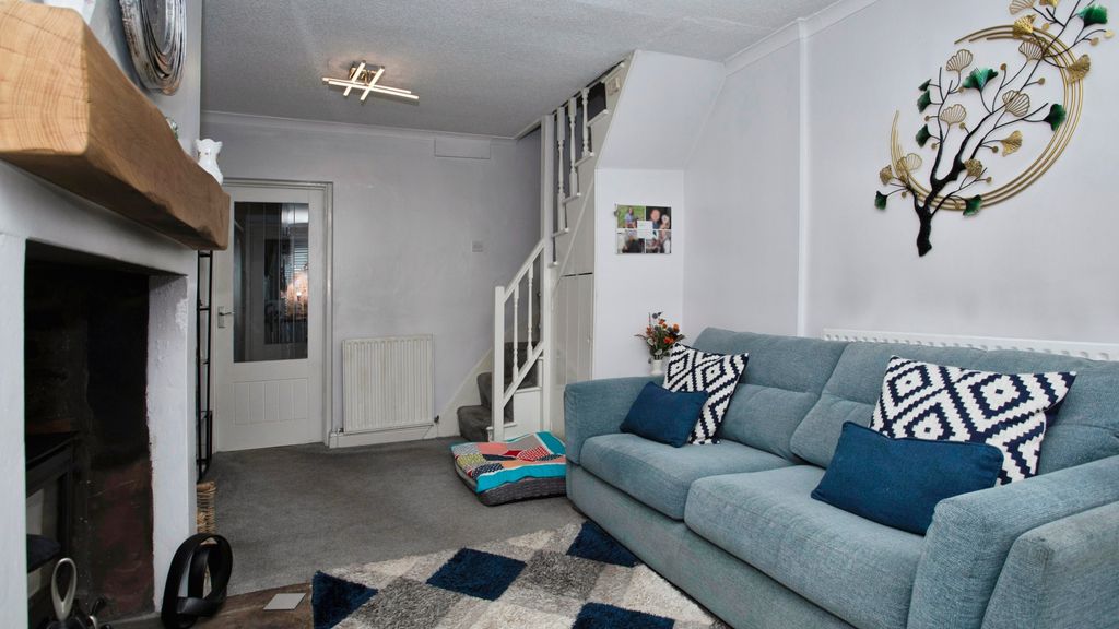 Property photo 2 of 15