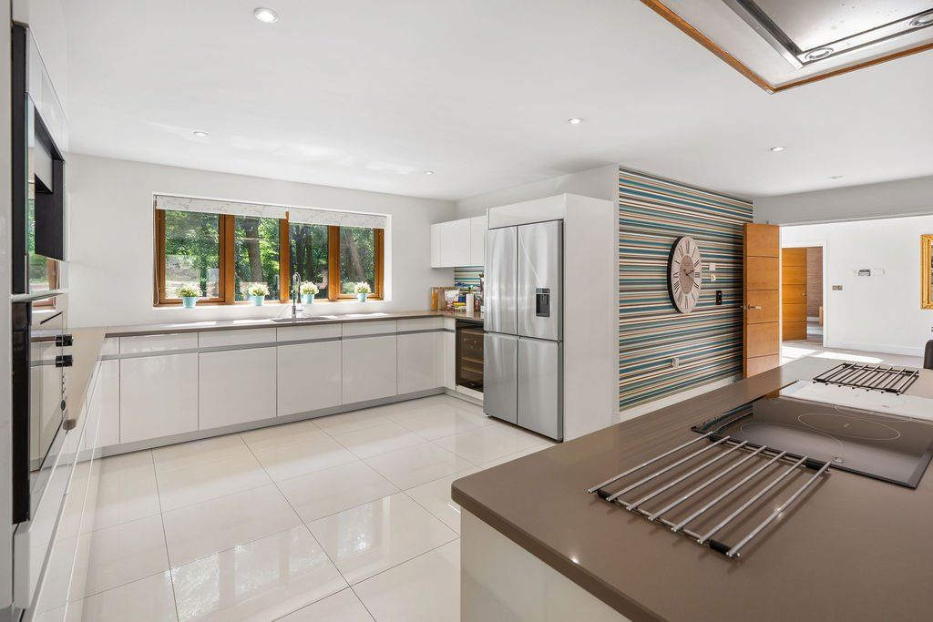 Additional image 7 of 6 bed country house for saleSt. Johns Road, Hazlemere, Buckinghamshire HP15