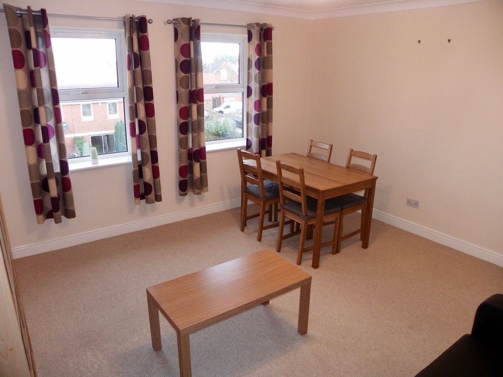 Property photo 3 of 6