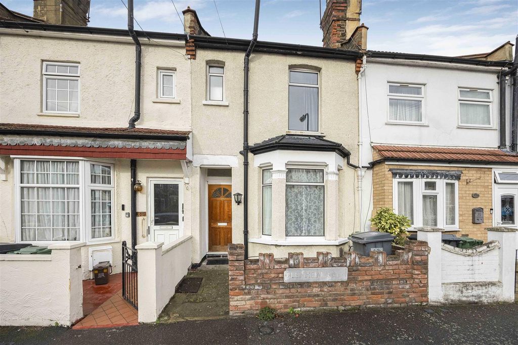 Property photo 1 of 15 1