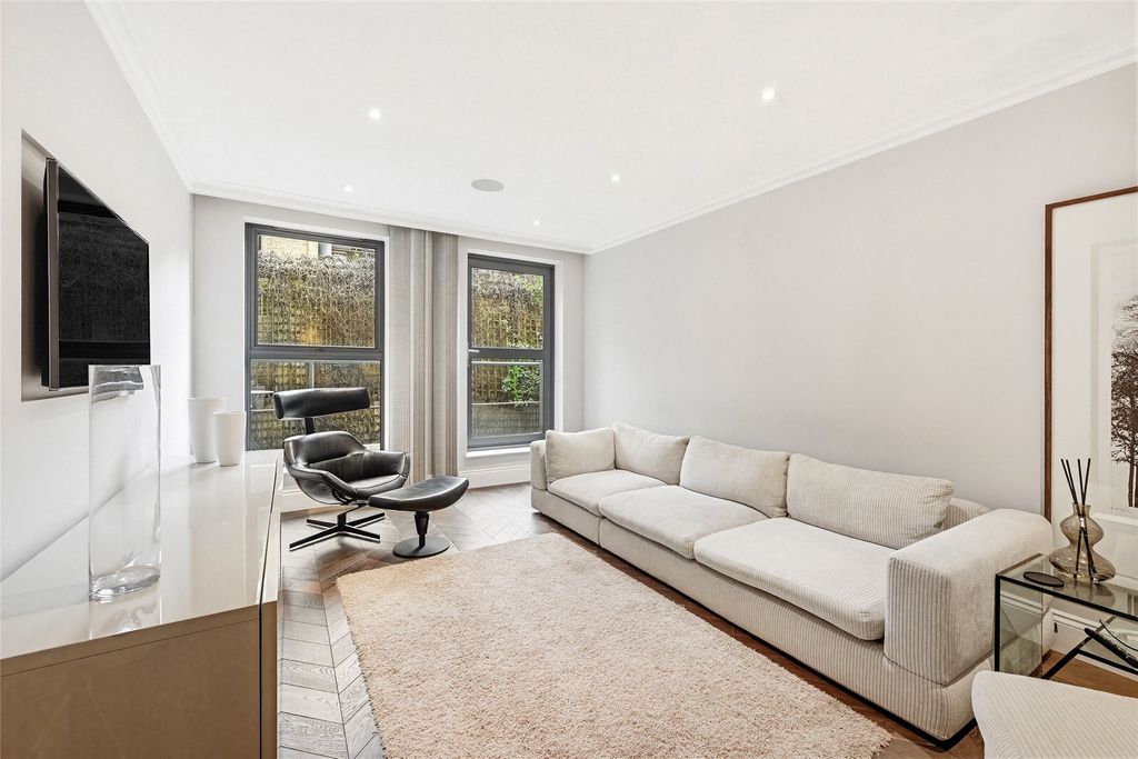 Property photo 1 of 7 Picture No. 10