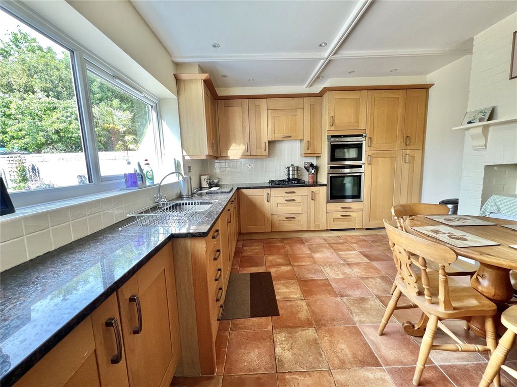 Property photo 2 of 23 Picture No. 04