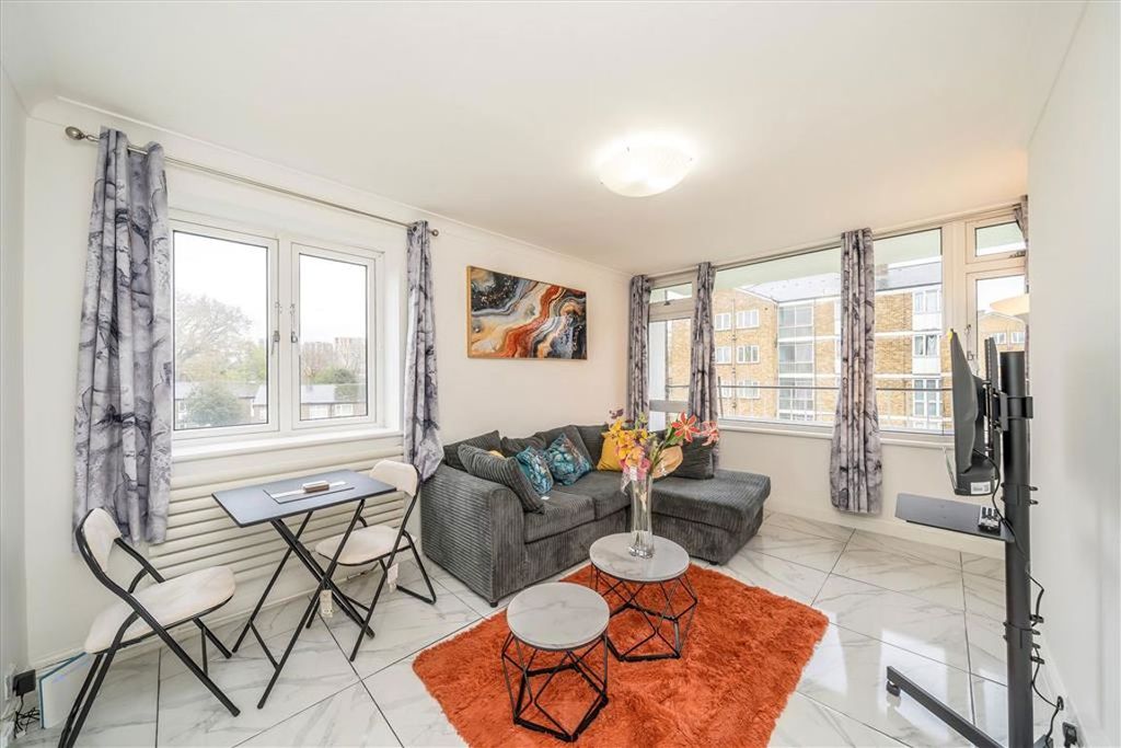 Property photo 3 of 5