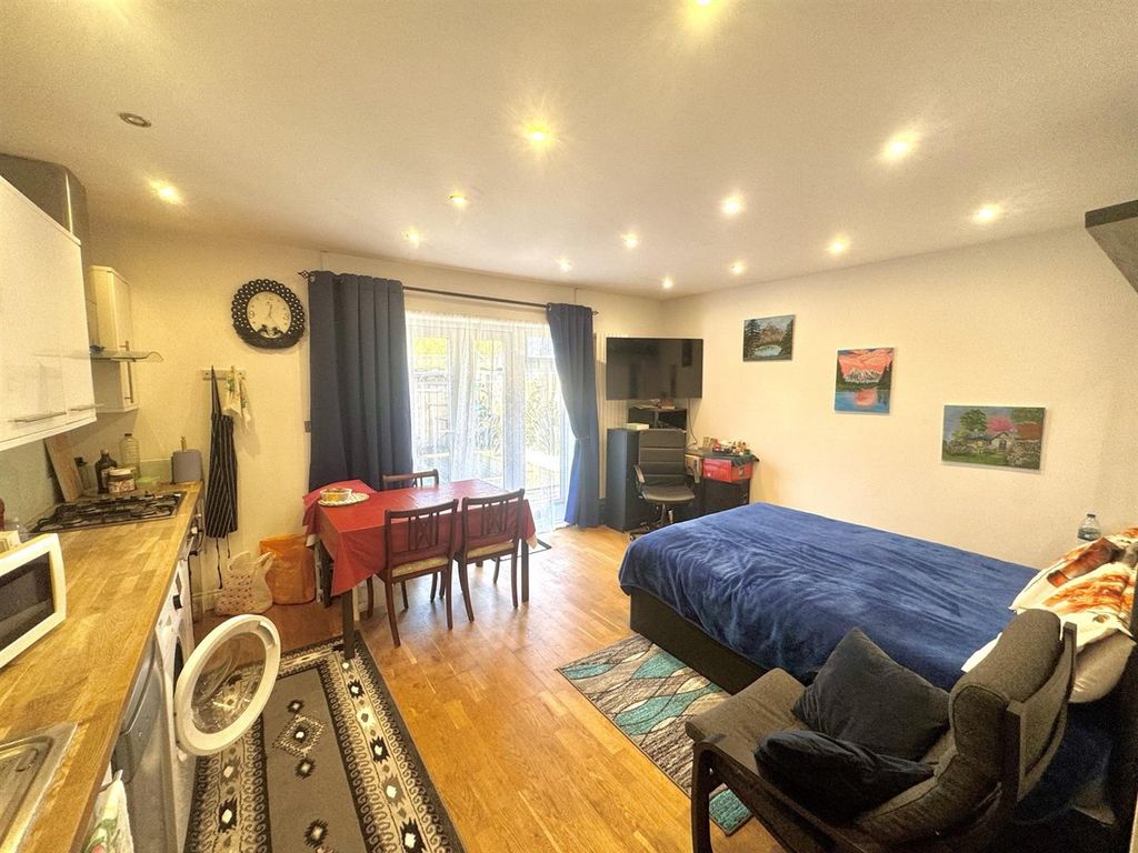 Property photo 3 of 14 Img_9930.Jpg