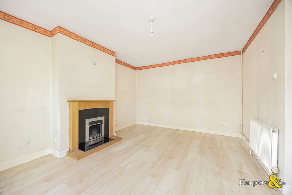 Property photo 3 of 14 Photo 15