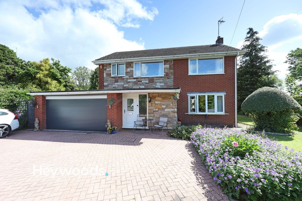 Property photo 1 of 53