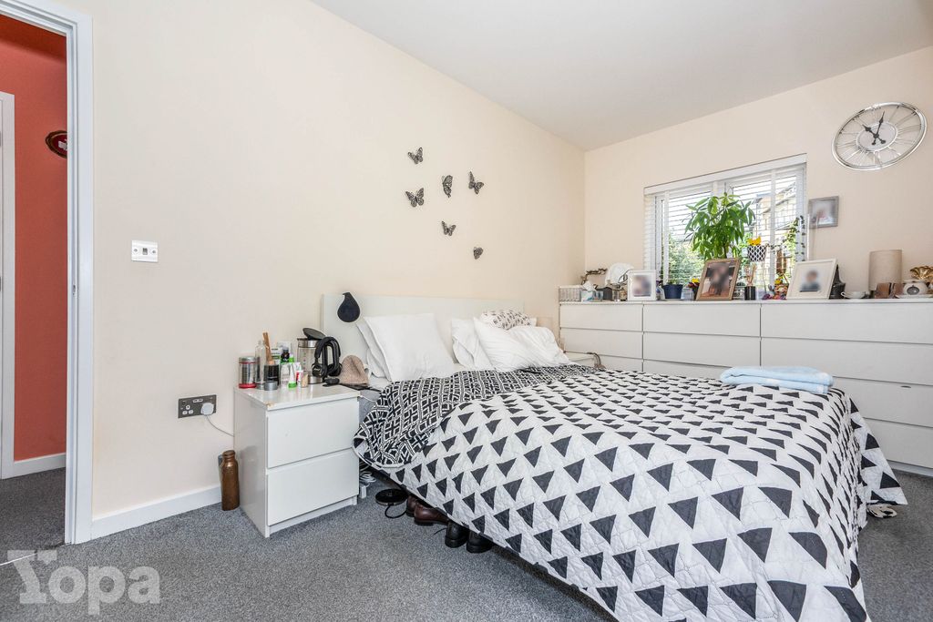 Additional image 12 of 3 bed detached house for saleBrambling Close, Greenhithe DA9