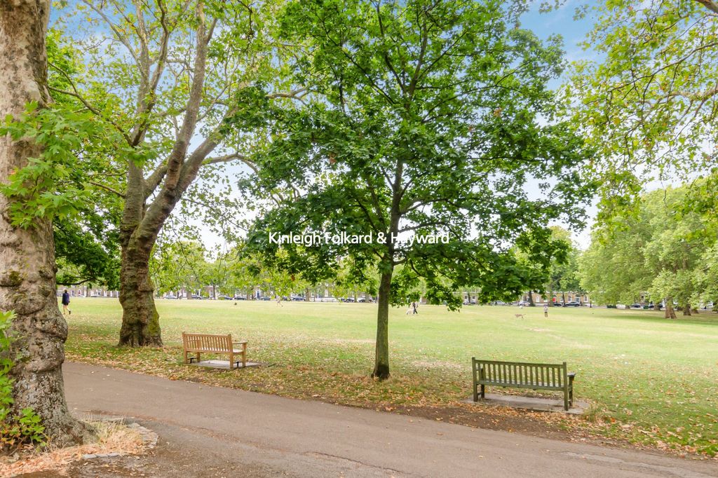 Property photo 2 of 22 Picture No. 08