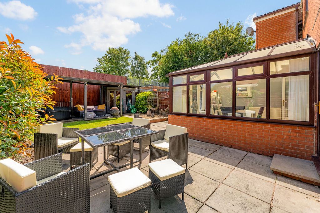 Property photo 3 of 44 Rear Garden