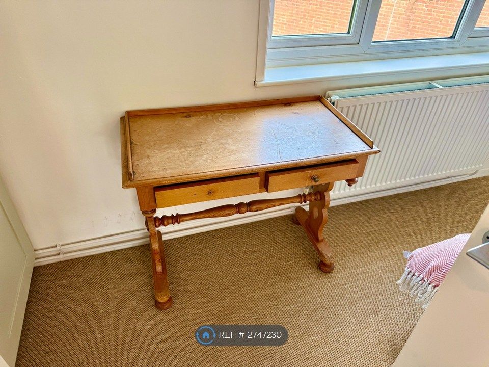 Property photo 3 of 14 Desk For Work