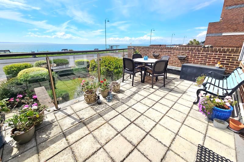 Property photo 2 of 14 Terrace