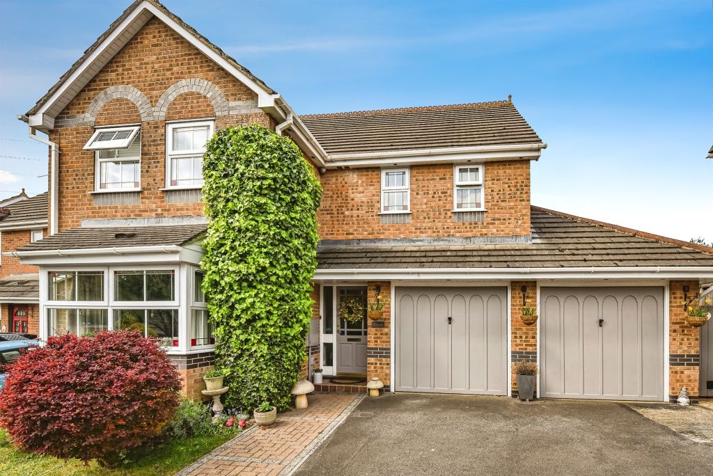 Property photo 1 of 17