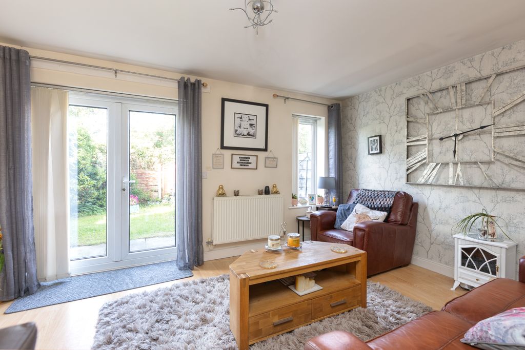 Property photo 2 of 19 2