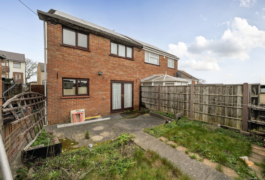 Property photo 2 of 21 1418387-10-699c64...