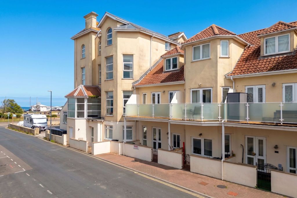 Property photo 1 of 22 Coastal Setting, Sea Views