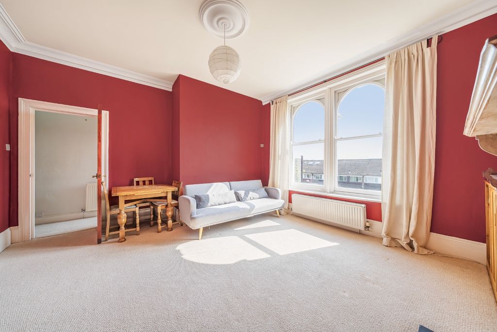 Property photo 3 of 13 3433366