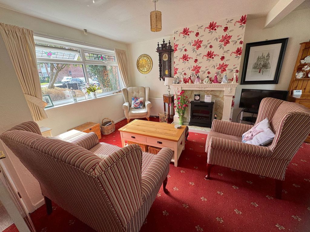 Property photo 2 of 24