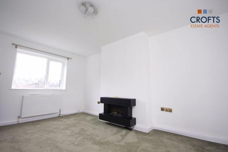 Property photo 2 of 10 Lounge